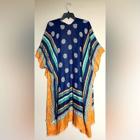 Woven Heart A Whole New World Kimono - Picture 6 of 8